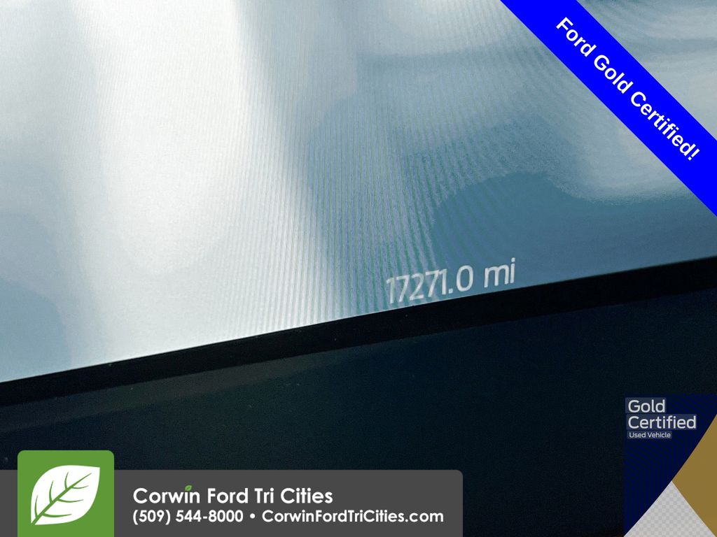 2025 Ford F-350 photo 3