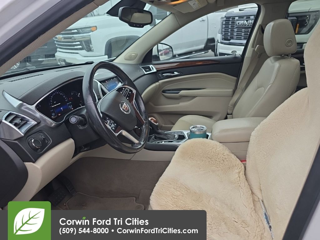 2013 Cadillac SRX Luxury photo 3