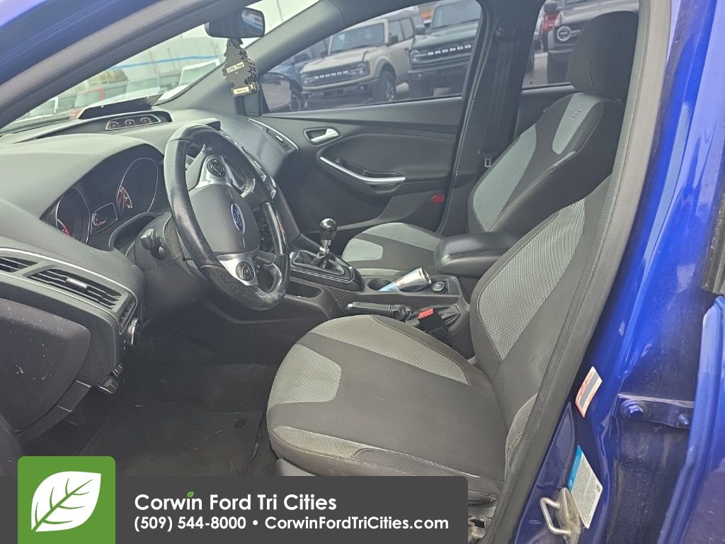 2014 Ford Focus ST photo 2