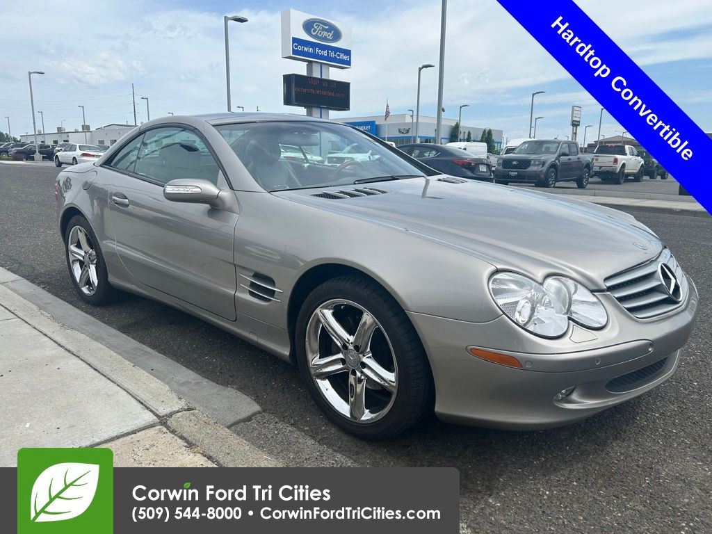 2004 Mercedes-Benz SL's photo