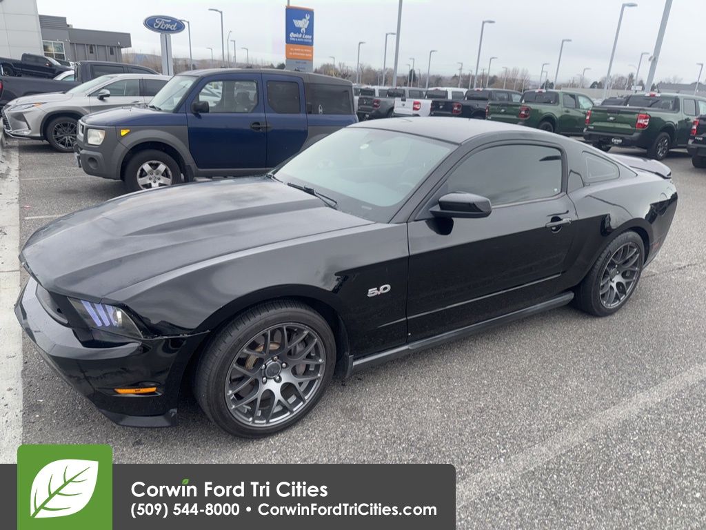 2012 Ford Mustang GT Premium's photo