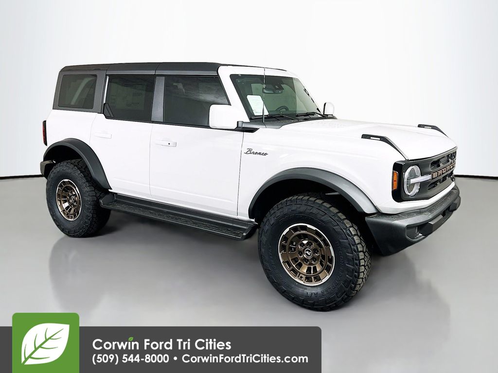 2025 Ford Bronco 4-Door Outer Banks's photo