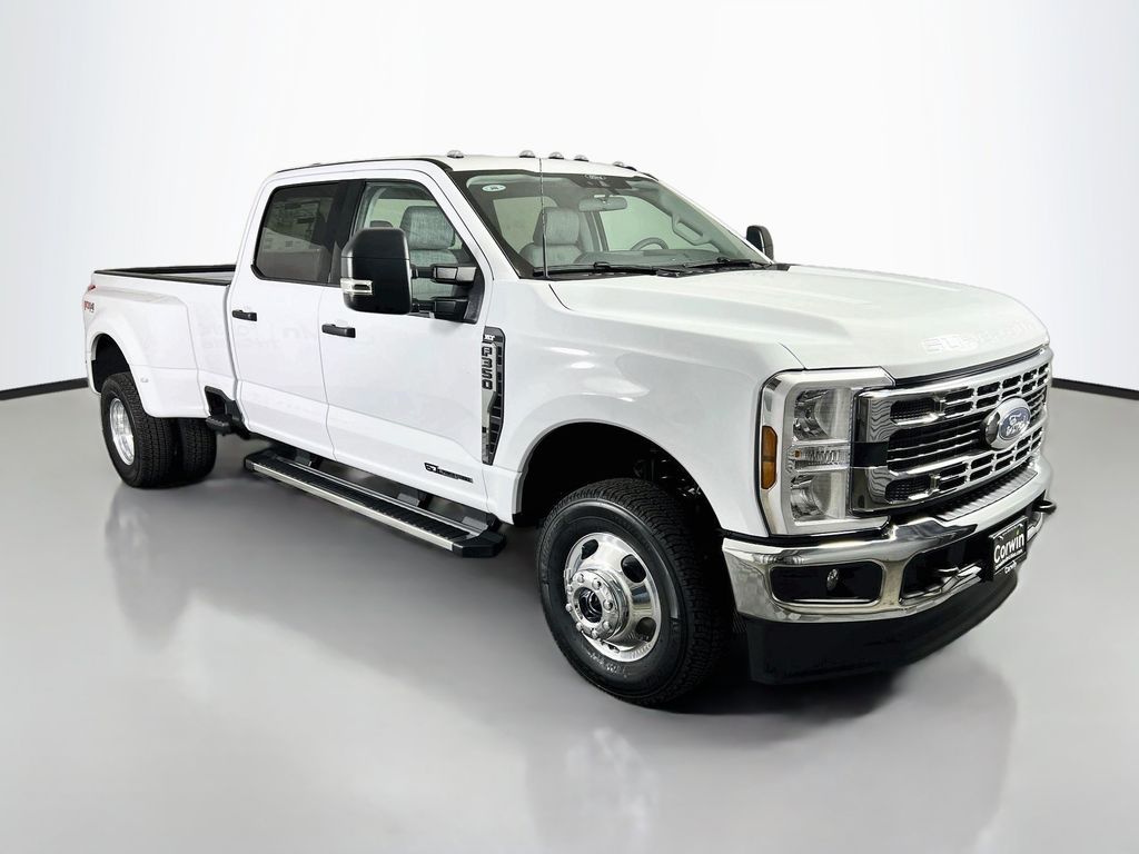 2026 Ford F-350 Super Duty XLT
