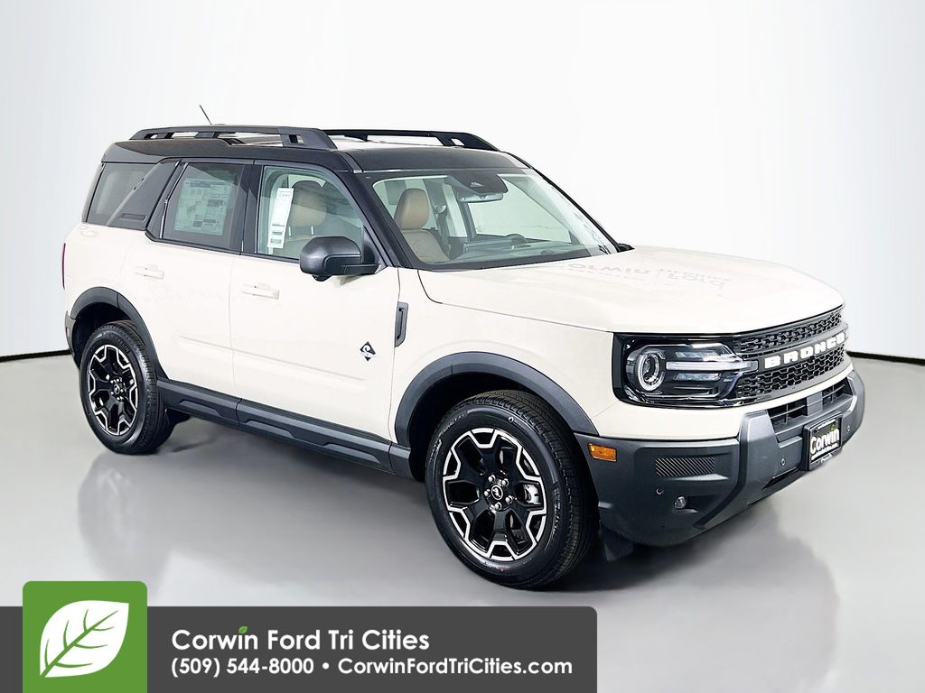 2025 Ford Bronco Sport Outer Banks's photo