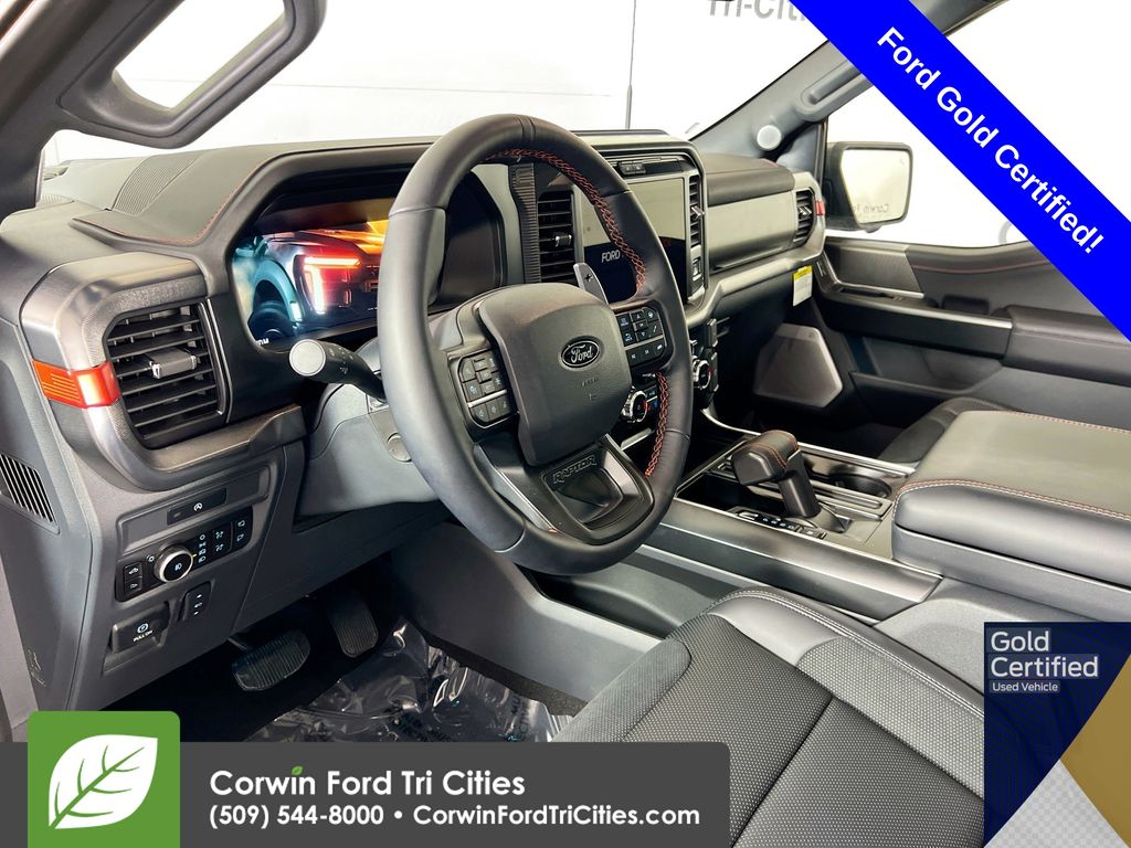 2025 Ford F-150 Raptor photo 3