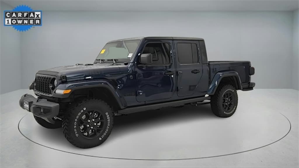 Used 2025 Jeep Gladiator Willys Truck