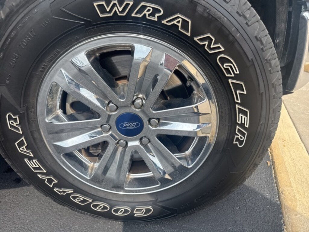 Used 2015 Ford F-150 XLT Truck