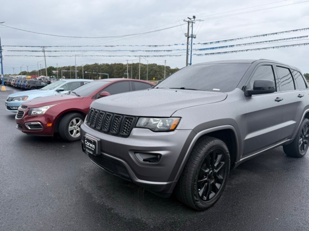 Used 2018 Jeep Grand Cherokee Altitude SUV