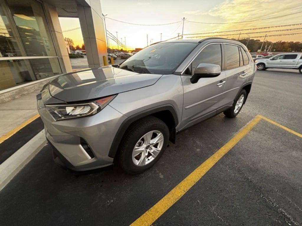Used 2021 Toyota RAV4 XLE SUV