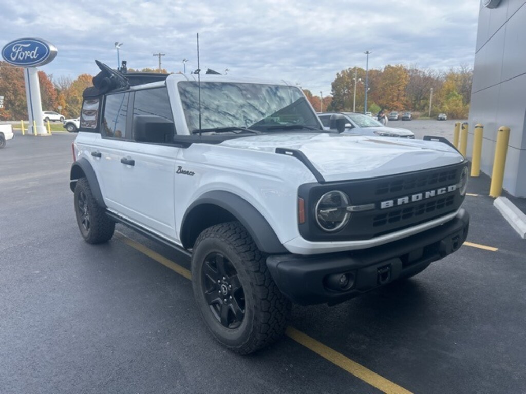 Used 2024 Ford Bronco Black Diamond SUV
