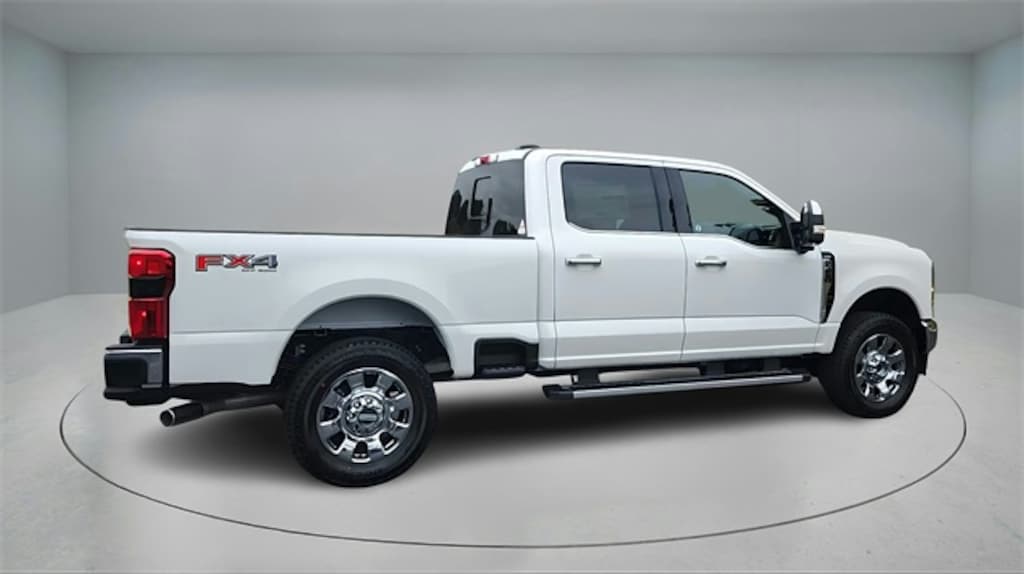 New 2026 Ford F-250SD Lariat Truck
