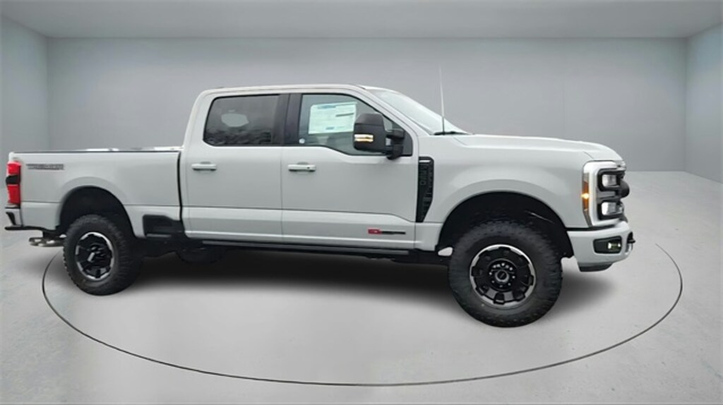New 2026 Ford F-350SD Lariat Truck