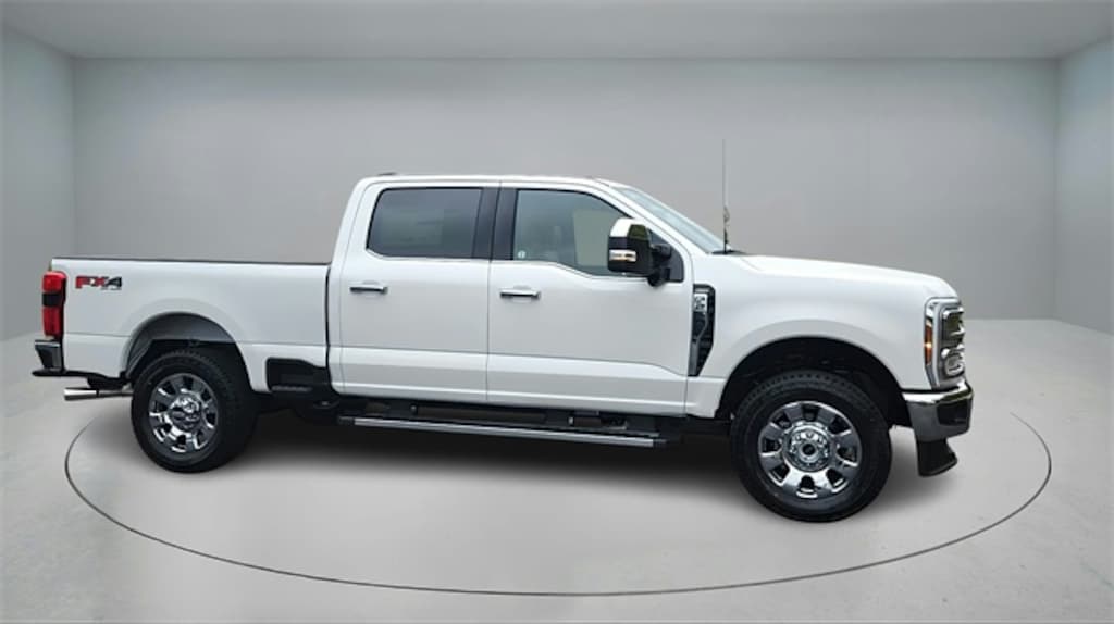 New 2026 Ford F-250SD Lariat Truck