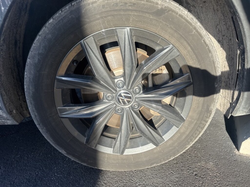 Used 2024 Volkswagen Tiguan 2.0T SE SUV