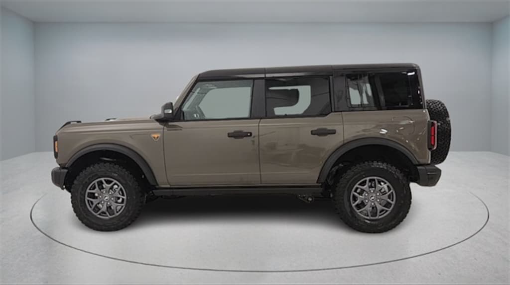 New 2025 Ford Bronco Badlands SUV