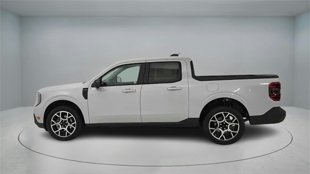 New 2025 Ford Maverick Lariat Truck