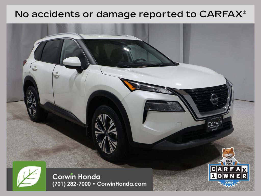 2023 Nissan Rogue SV's photo