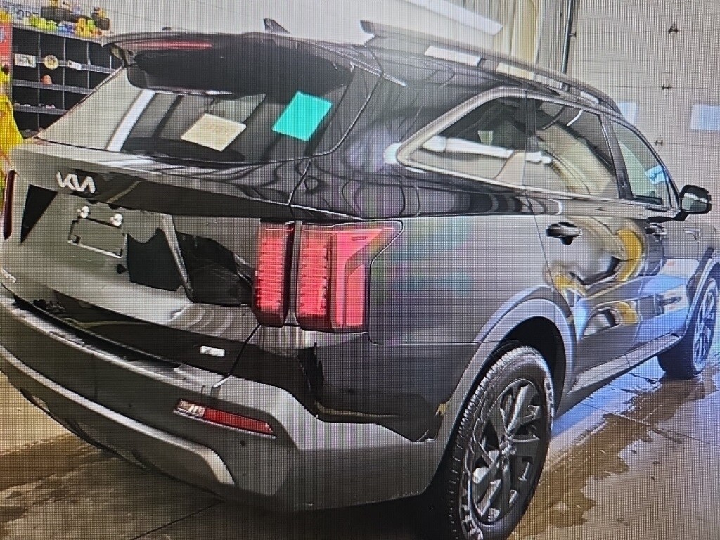 2023 Kia Sorento X-Line S photo 4