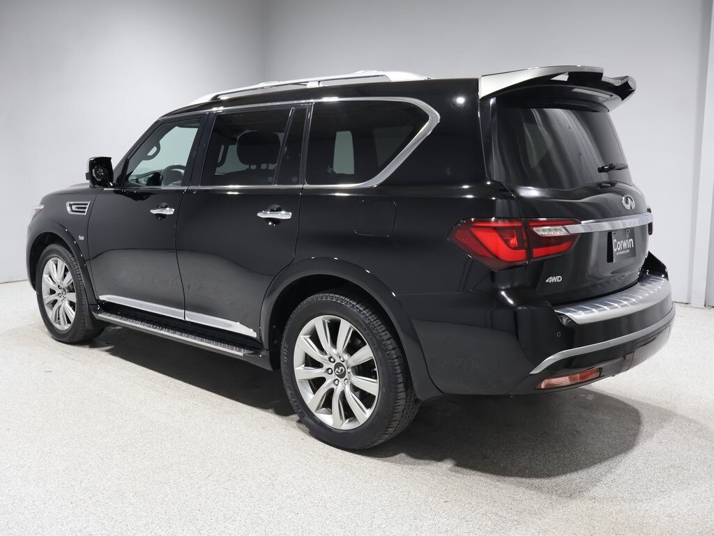 2019 Infiniti QX80 Luxe photo 4