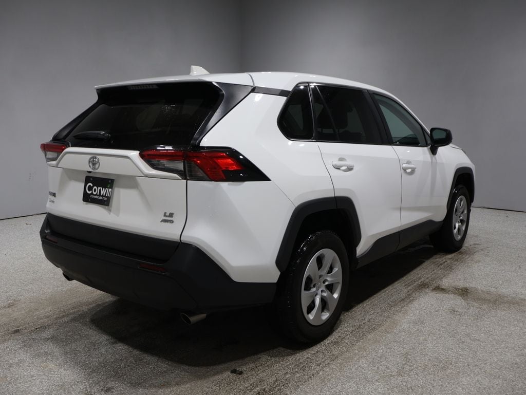Used 2024 Toyota RAV4 LE with VIN 2T3F1RFV1RW450540 for sale in Kansas City