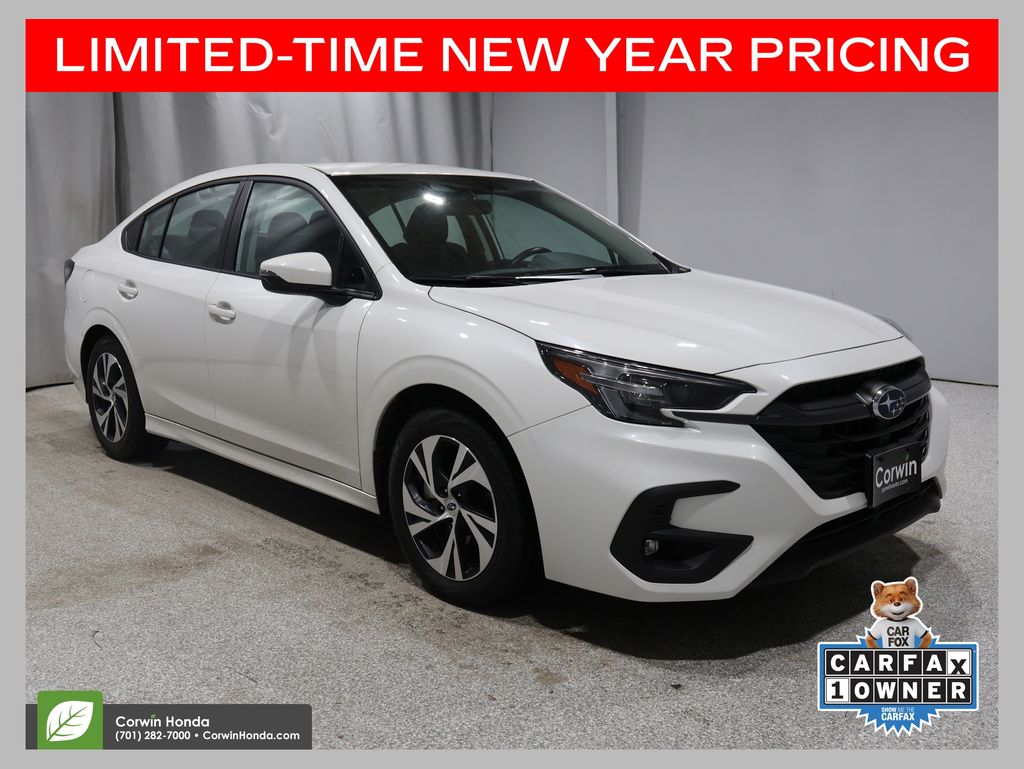 2025 Subaru Legacy Premium's photo