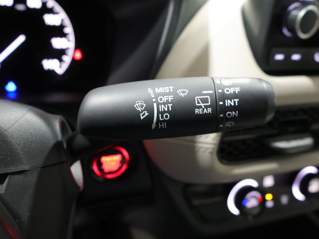 2025 Honda HR-V LX - Photo 37