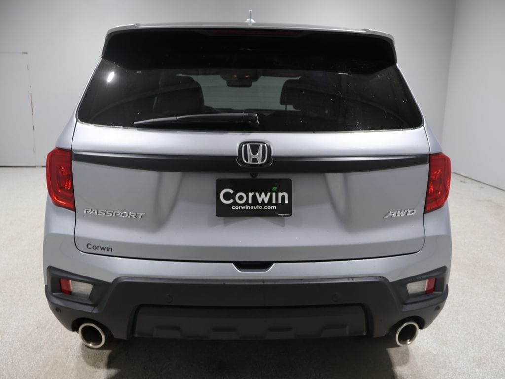 2023 Honda Passport EX-L photo 3