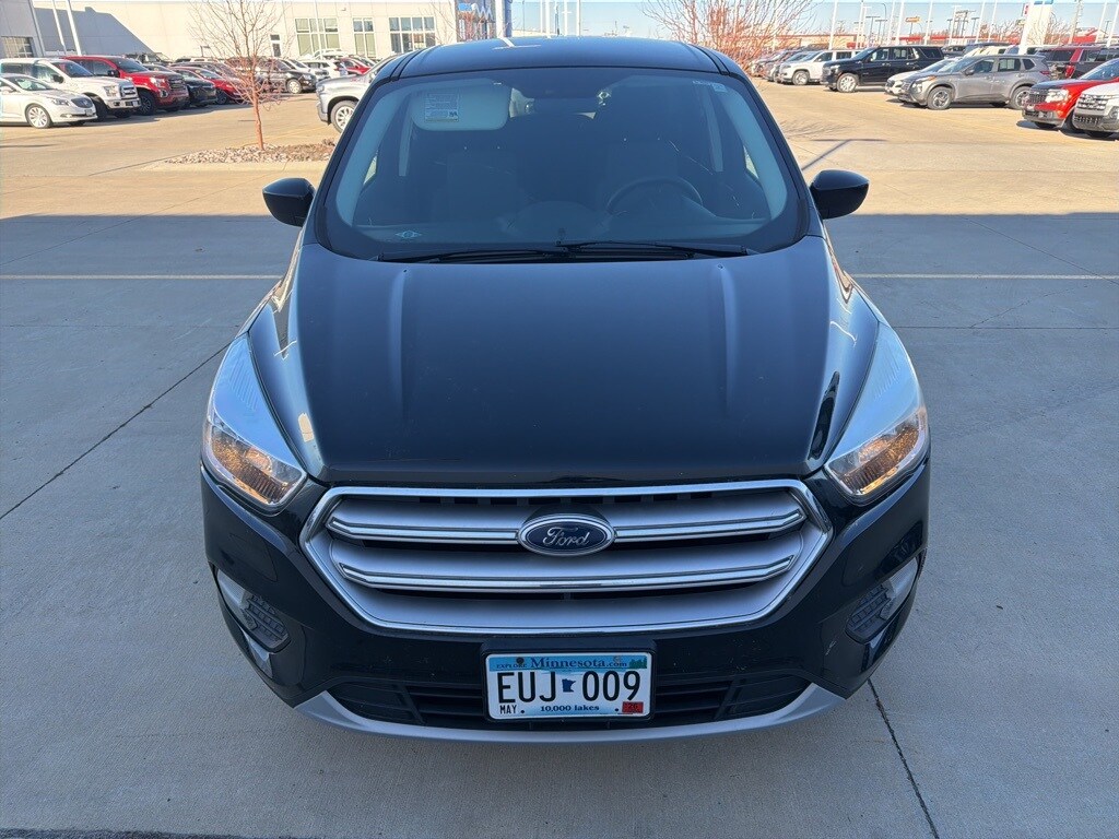 2017 Ford Escape SE photo 2