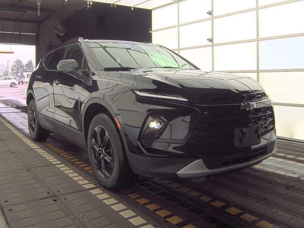 Used 2024 Chevrolet Blazer LT with VIN 3GNKBHR40RS214300 for sale in Fargo, ND