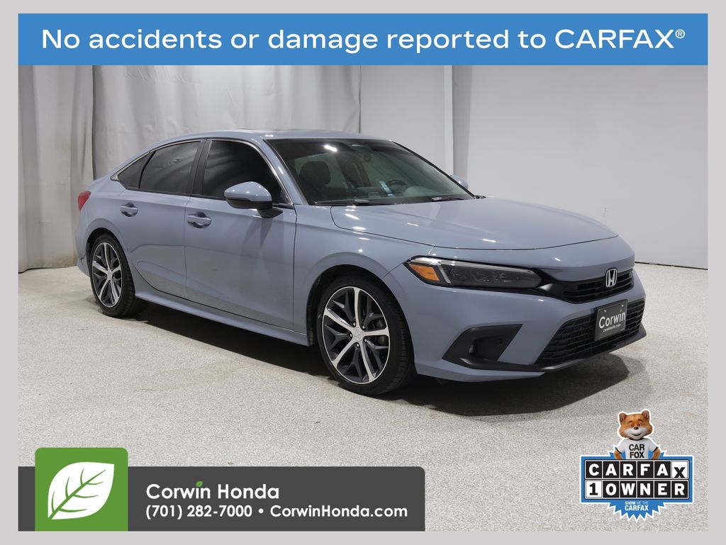 2022 Honda Civic Touring CVT's photo
