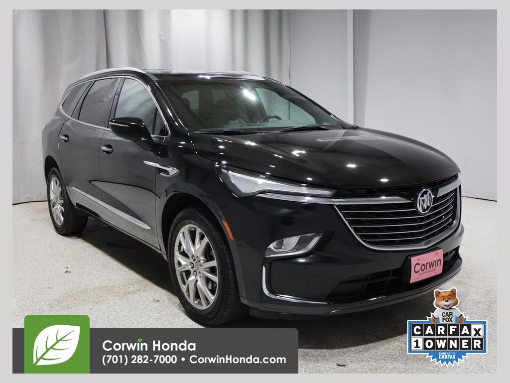2024 Buick Enclave Essence's photo