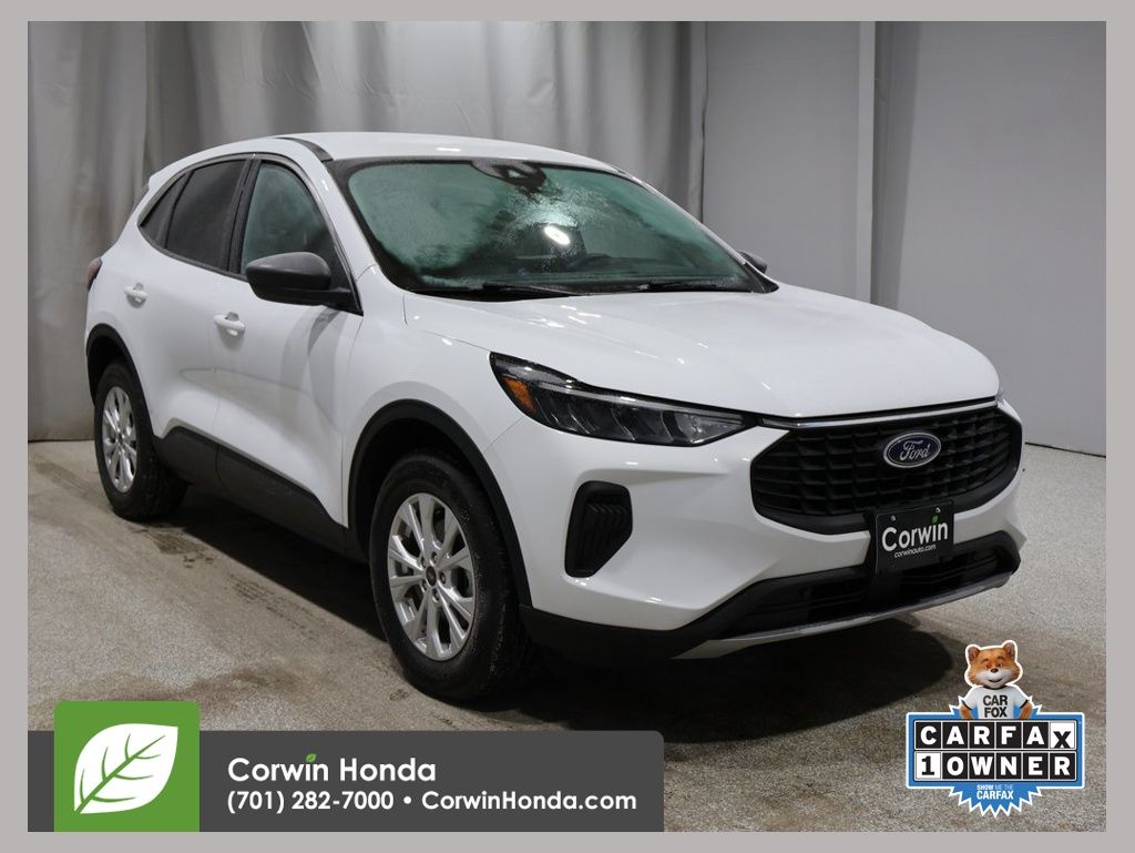 2023 Ford Escape Active's photo