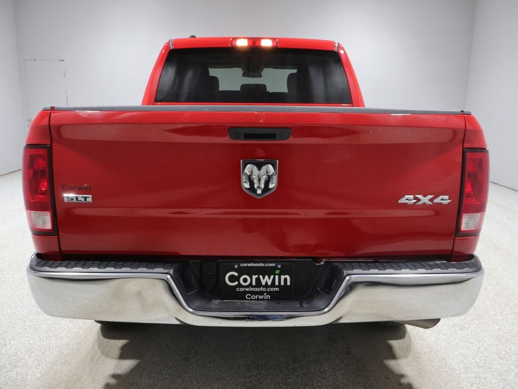 2023 Ram 1500 Classic SLT photo 3