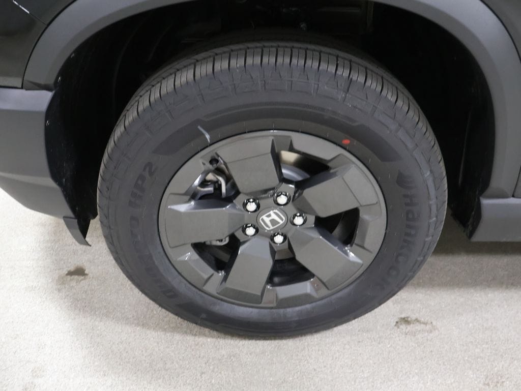 2026 Honda Passport photo 4