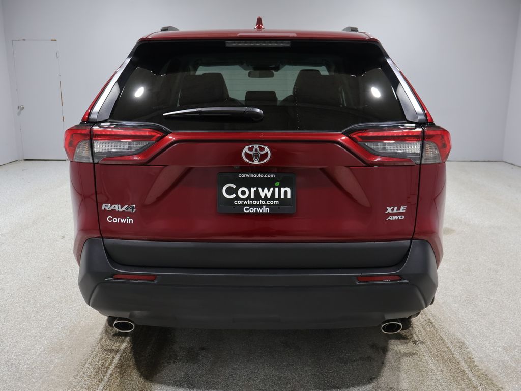 2025 Toyota RAV4 XLE Premium photo 3