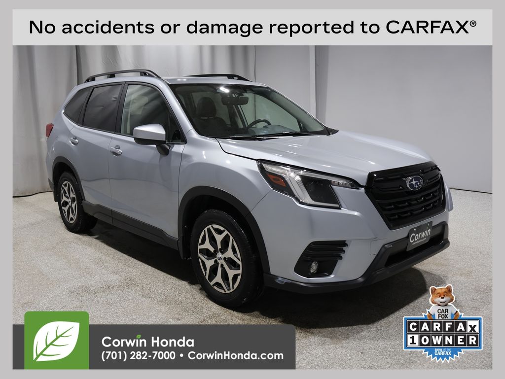 2024 Subaru Forester Premium's photo