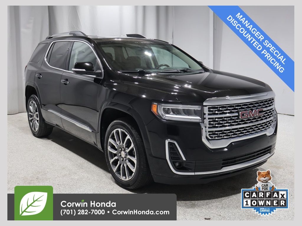 2022 GMC Acadia Denali's photo