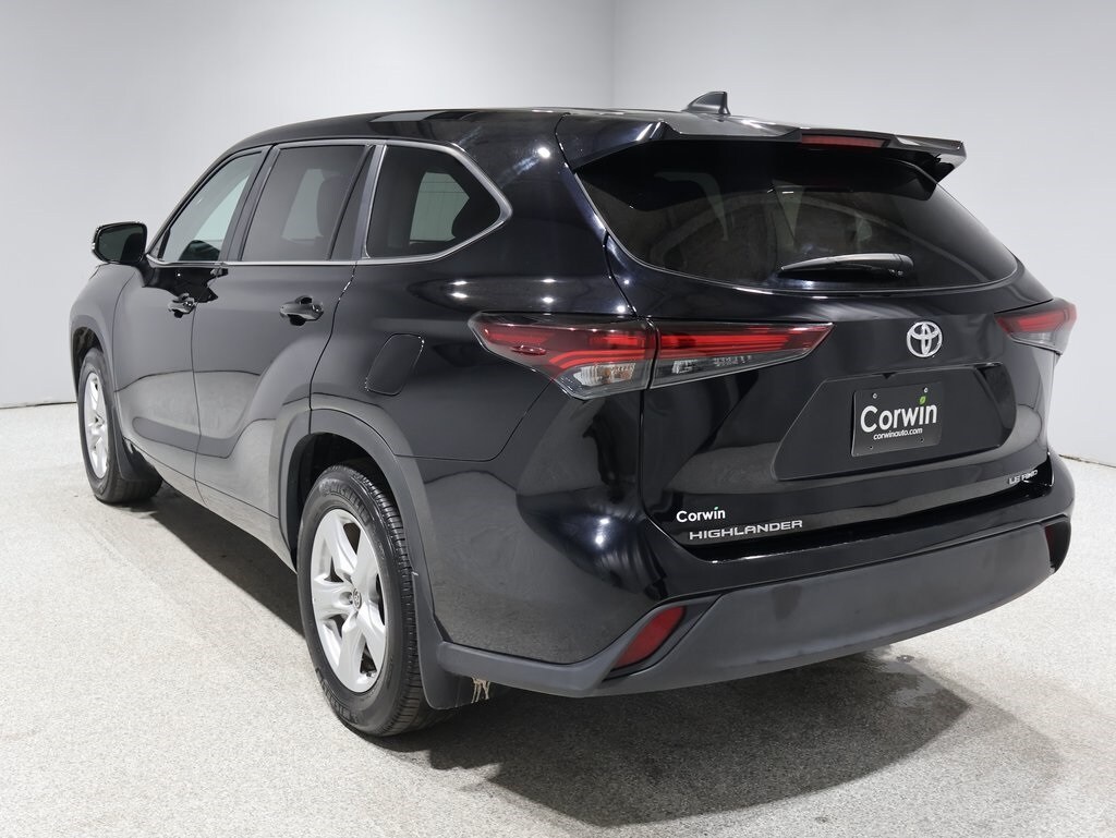 2022 Toyota Highlander Hybrid XLE photo 4