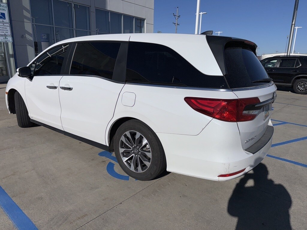 2024 Honda Odyssey EX-L photo 3