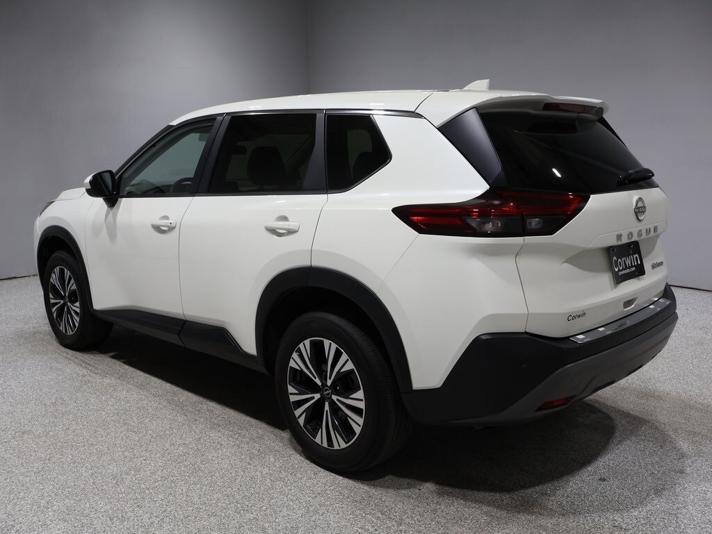 2023 Nissan Rogue SV photo 4