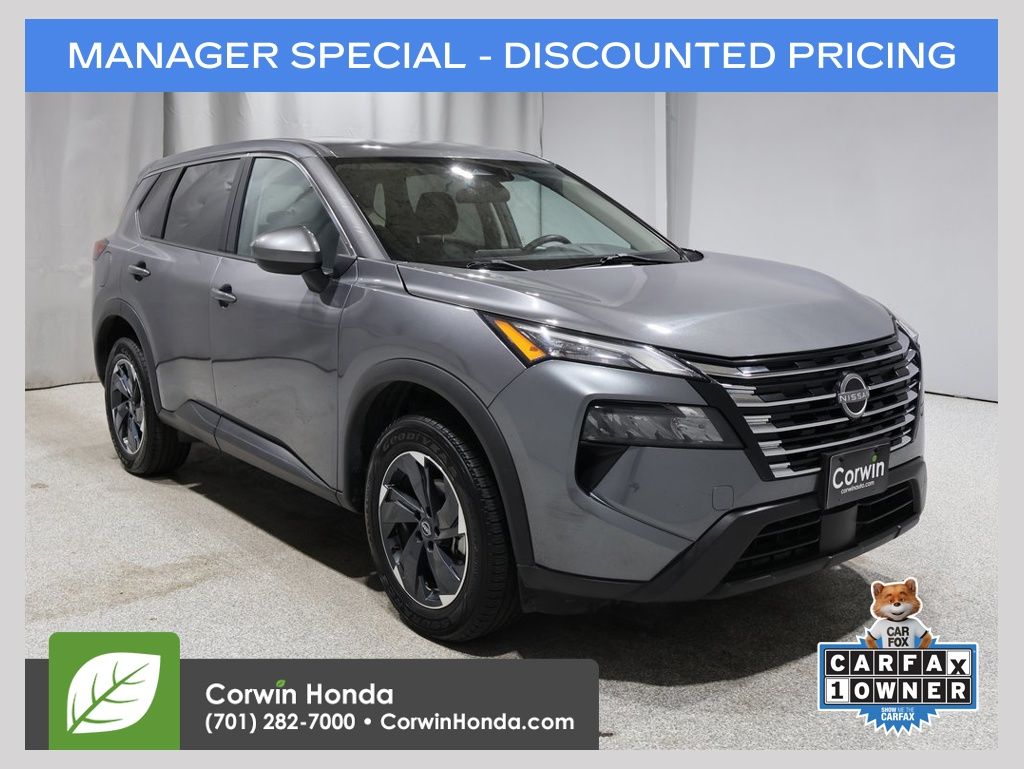 2024 Nissan Rogue SV's photo