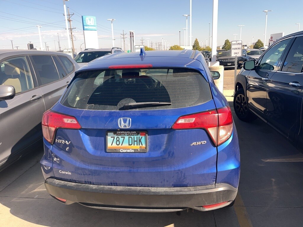 2018 Honda HR-V LX photo 4