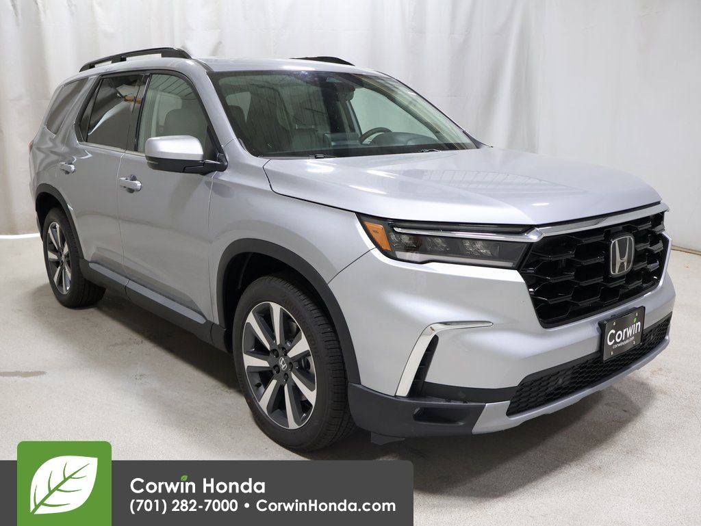 2025 Honda Pilot Touring's photo