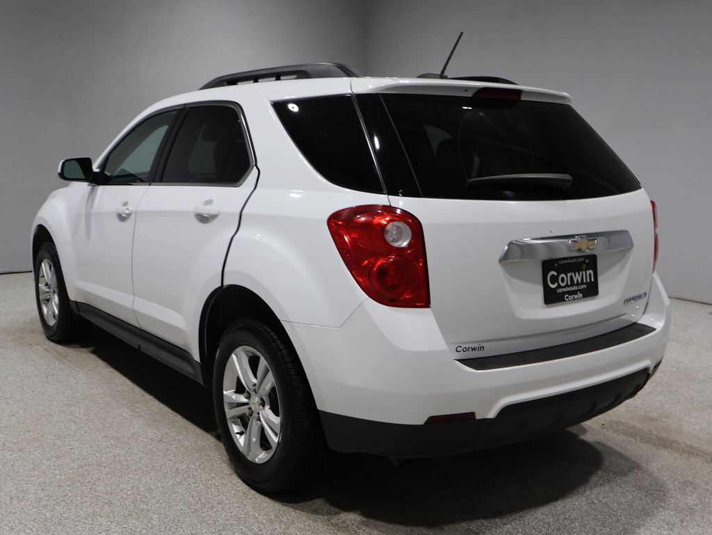 2015 Chevrolet Equinox photo 3