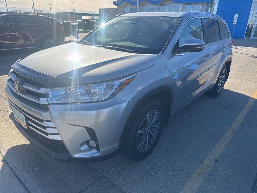 Used 2018 Toyota Highlander SUV