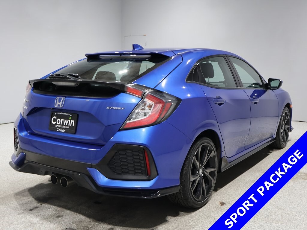 2018 Honda Civic Sport photo 2