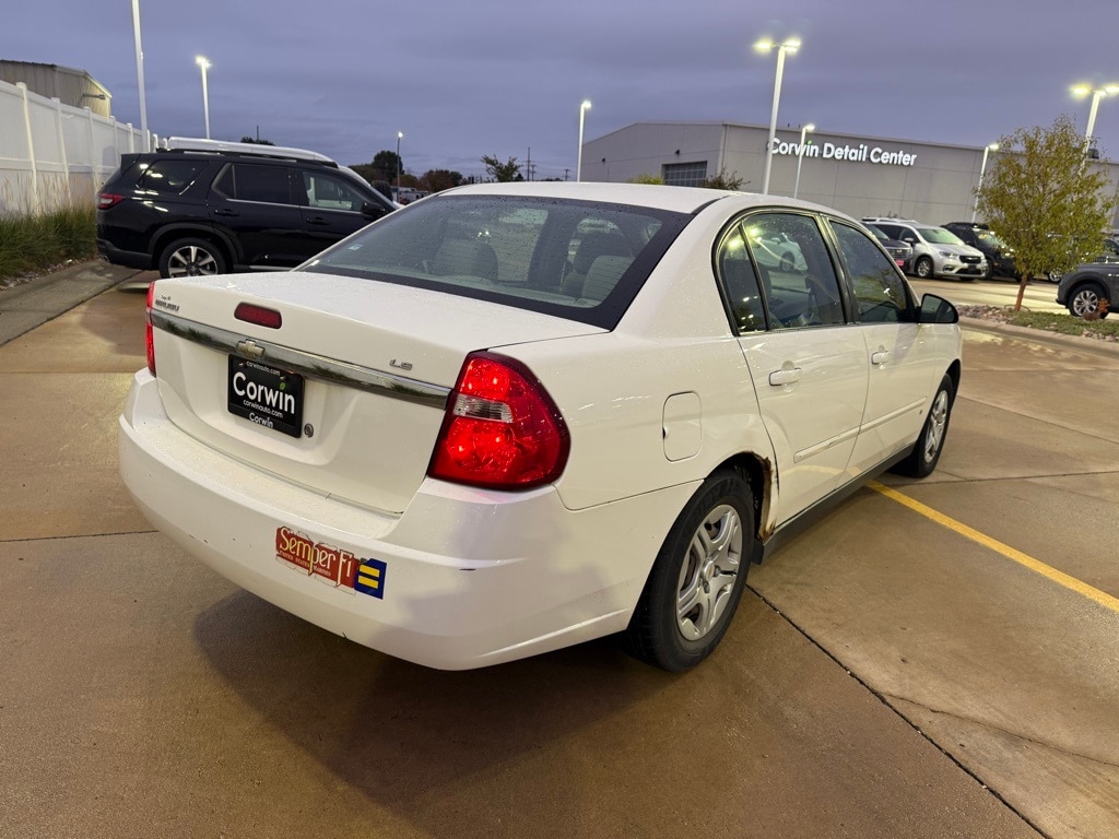 Used 2006 Chevrolet Malibu LS with VIN 1G1ZS51F06F288280 for sale in Fargo, ND