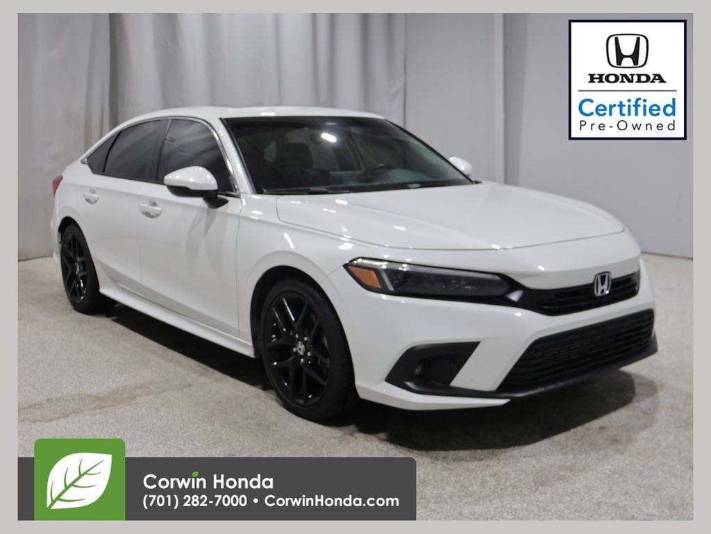 2024 Honda Civic Touring CVT's photo