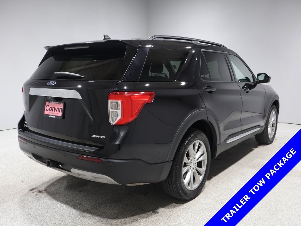 2023 Ford Explorer XLT photo 2