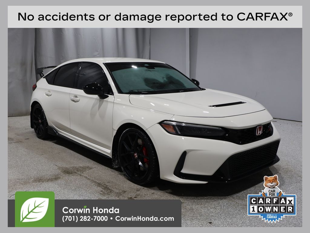 2024 Honda Civic Hatchback Type-R's photo